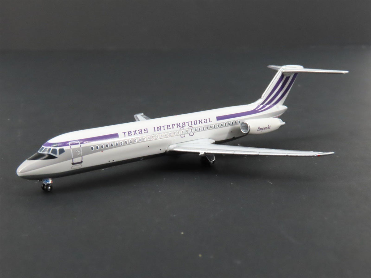 1:400 Aero Classics DieCast Tex International McDonnell Douglas DC-9-31 Airliner