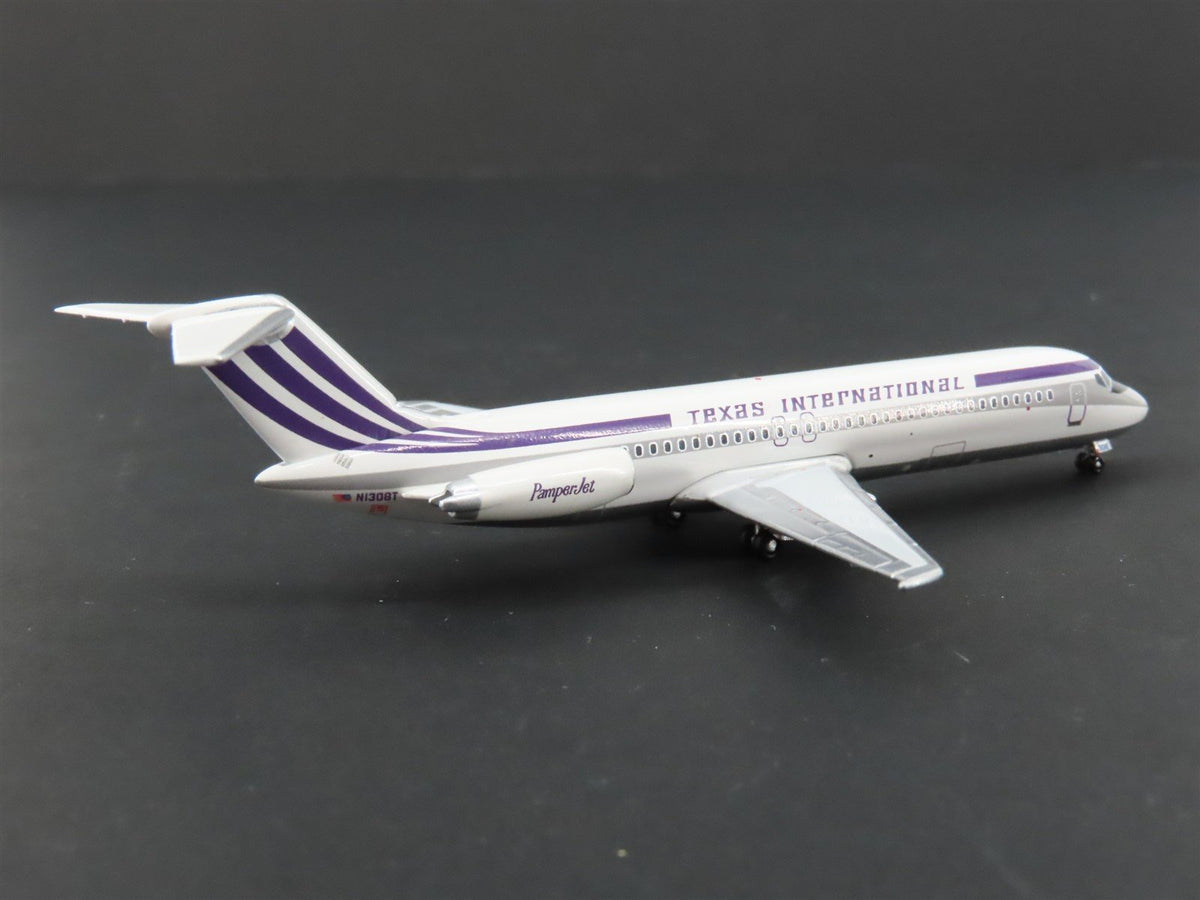 1:400 Aero Classics DieCast Tex International McDonnell Douglas DC-9-31 Airliner