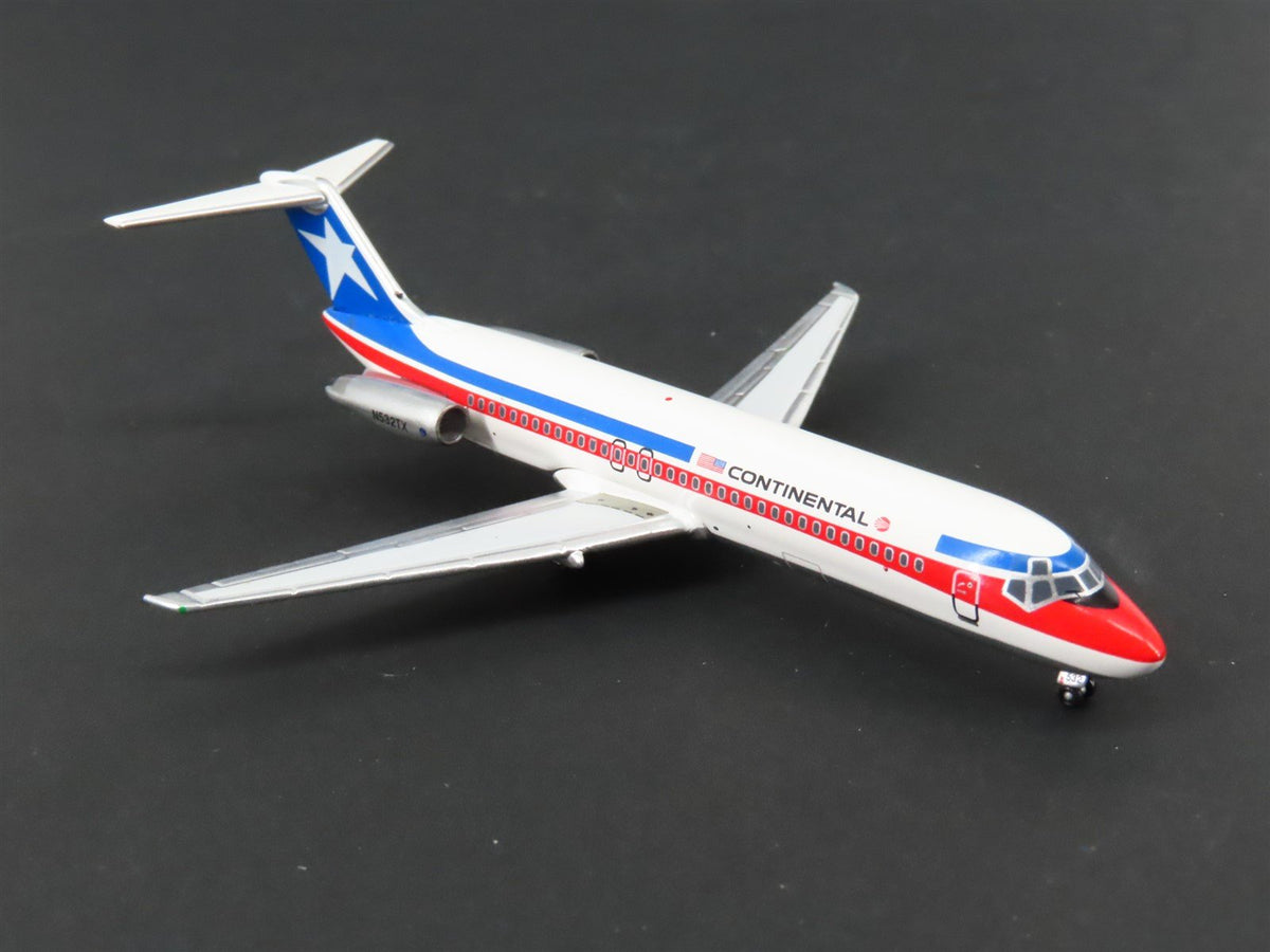 1:400 Aero Classics Die-Cast Continental McDonnell Douglas DC-9-32 Airliner