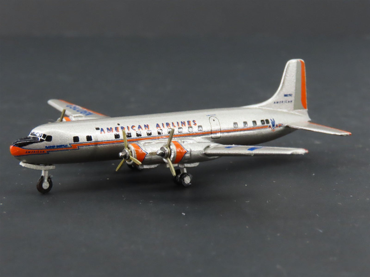 1:400 Aero Classics Die-Cast American Airlines Douglas DC-6 Airliner