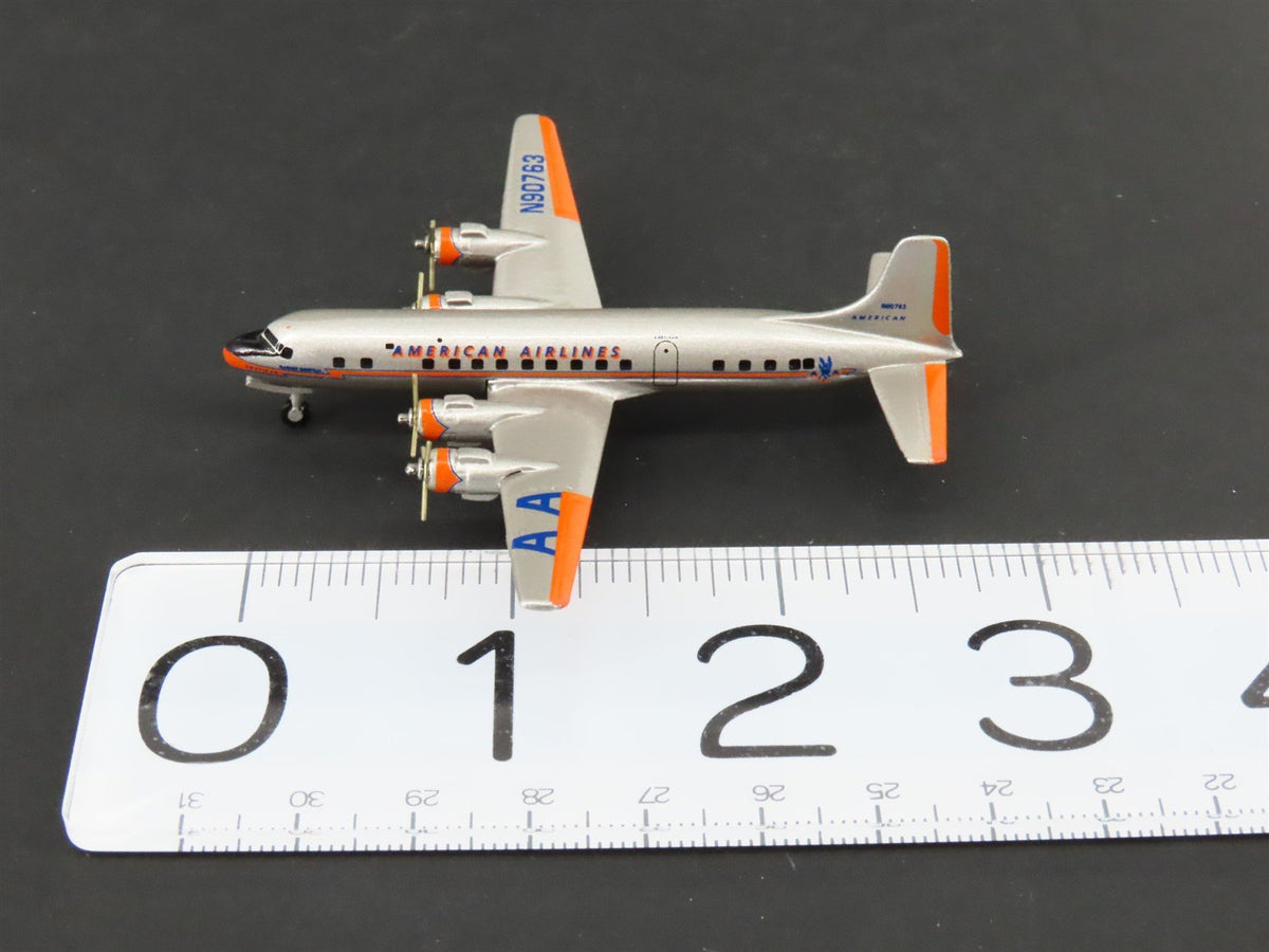 1:400 Aero Classics Die-Cast American Airlines Douglas DC-6 Airliner