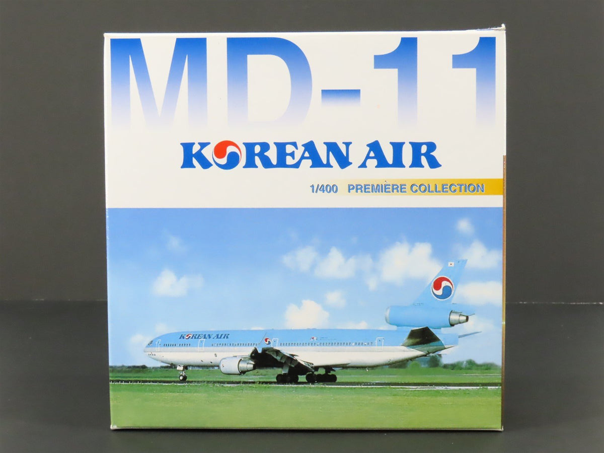 1:400 Dragon Wings 55297 DieCast Korean McDonnell Douglas MD-11 Airliner w/Stand