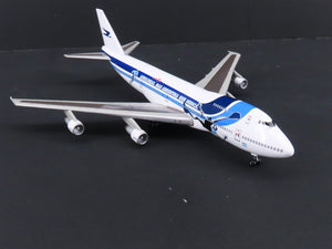 1:400 Dragon Wings 55030 Aerolineas Argentinas Boeing B747-212B Airliner w/Stand