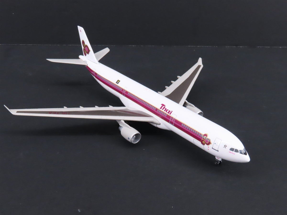 1:400 Dragon Wings 55026 Thai Airbus A330-300 Airliner w/Stand