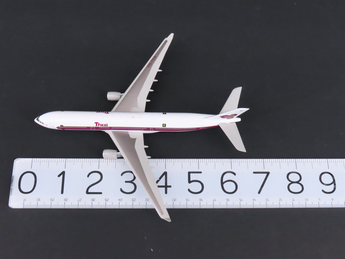 1:400 Dragon Wings 55026 Thai Airbus A330-300 Airliner w/Stand