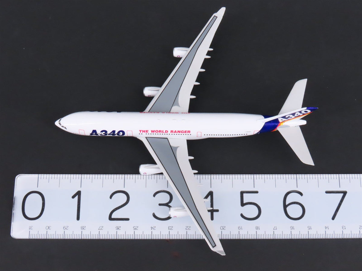 1:400 Dragon Wings 55013 Airbus Industrie A340-200 Airliner w/Stand