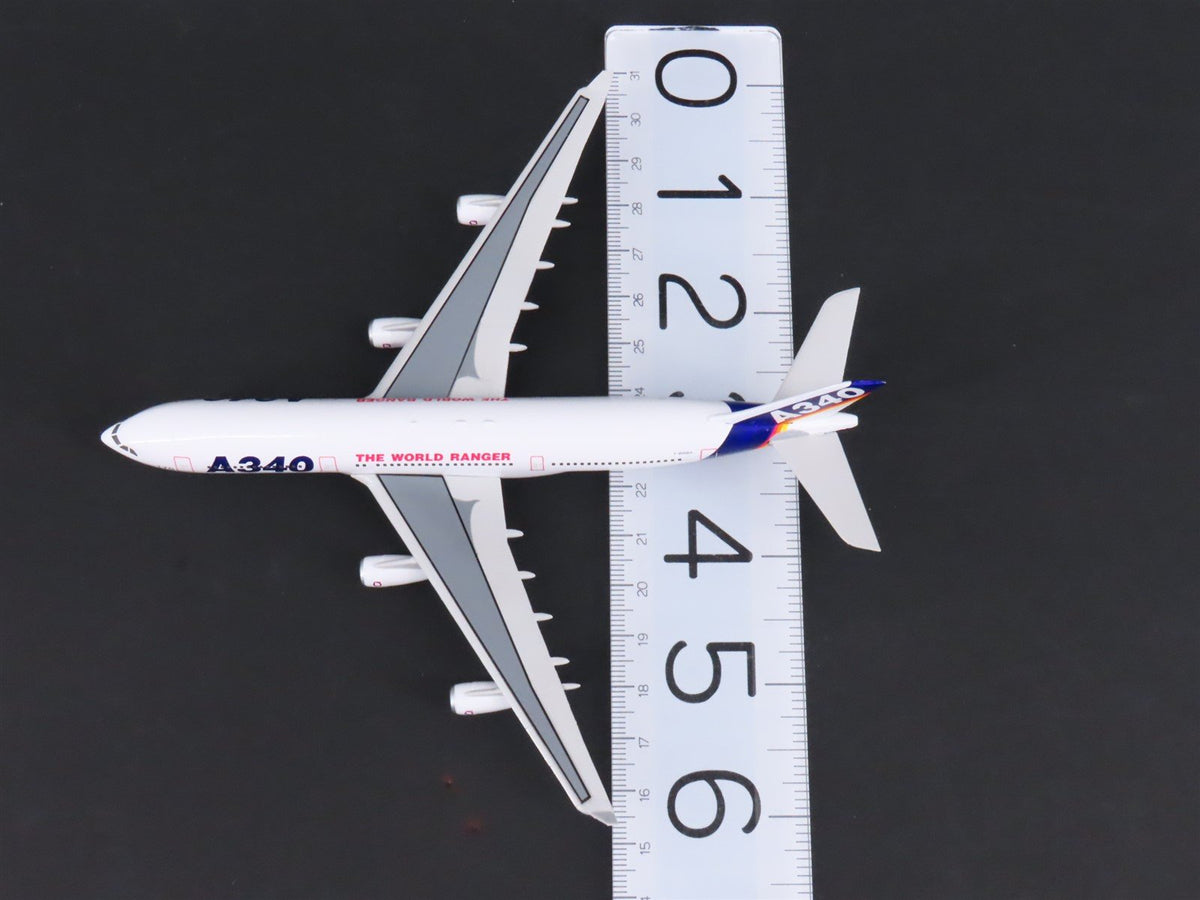 1:400 Dragon Wings 55013 Airbus Industrie A340-200 Airliner w/Stand