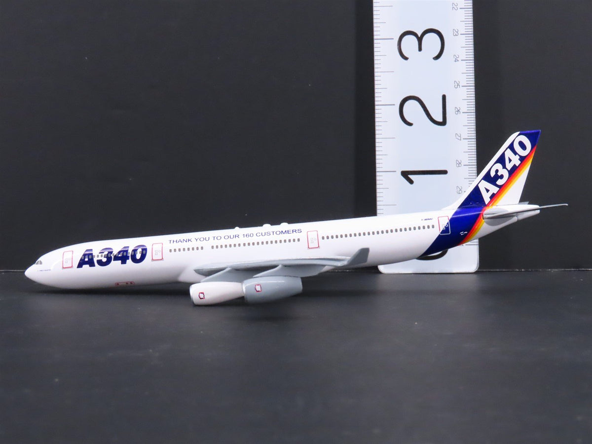 1:400 Dragon Wings 55001 Airbus Industrie A340-300 Airliner w/Stand