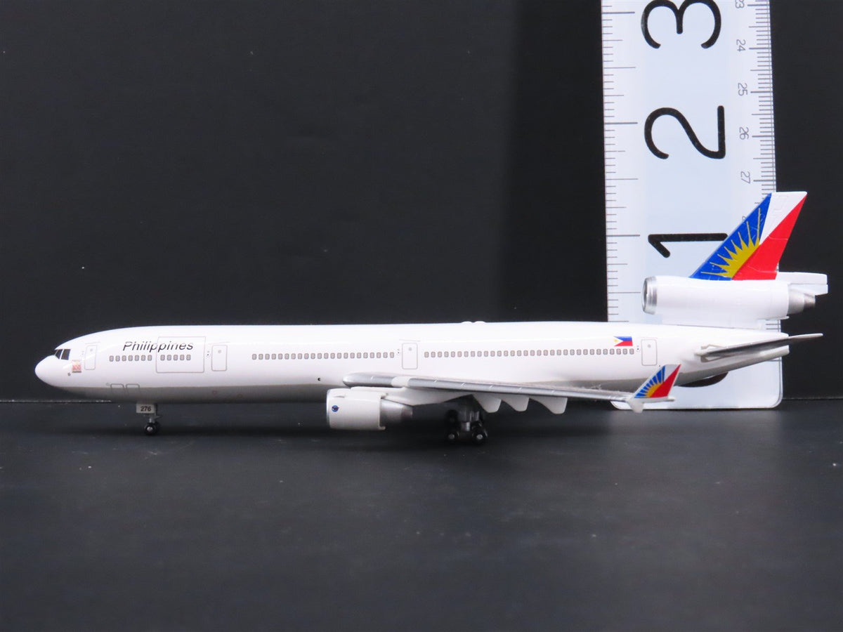 1:400 Dragon Wings 55060 DieCast Philippine McDonnell Douglas MD-11F Airliner