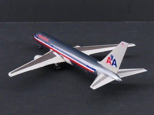 1:400 Dragon Wings 55157 American Airlines Boeing B767-323 Airliner w/Stand