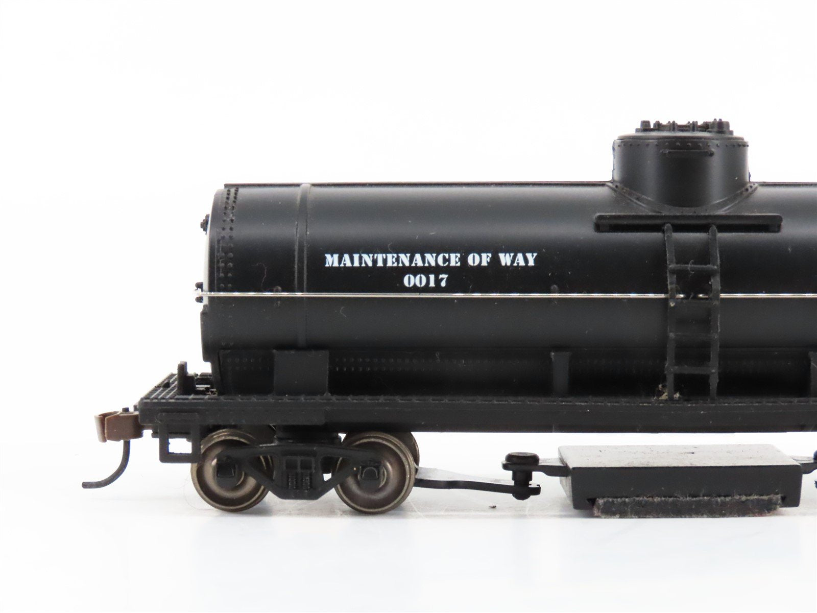 HO Bachmann Silver Series 16301 Weed Spraying Service Track Cleaning Tank Car