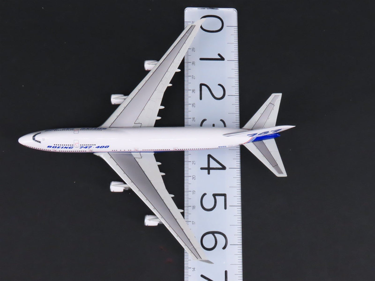 1:400 Dragon Wings JX149 &quot;Jet-X&quot; Boeing Freighter B747-400 Airliner w/Stand