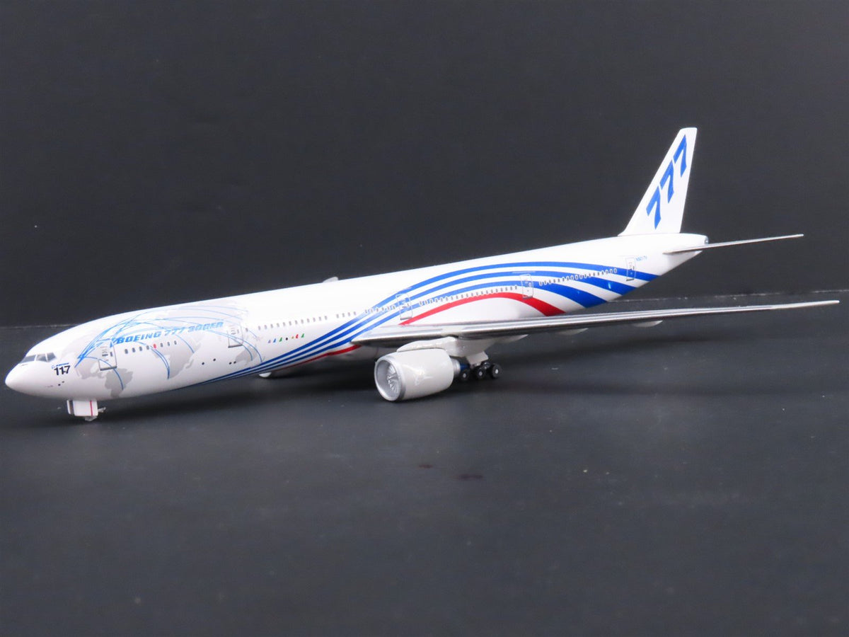 1:400 Dragon Wings JXM143 &quot;Jet-X&quot; United Airlines Boeing B777 Airliner w/Stand