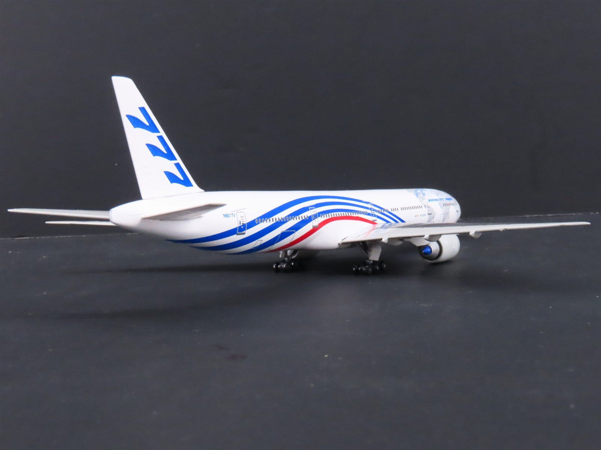 1:400 Dragon Wings JXM143 &quot;Jet-X&quot; United Airlines Boeing B777 Airliner w/Stand