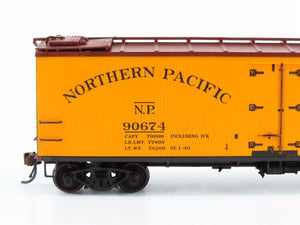 HO Scale Red Caboose RR-34431-11 NP Northern Pacific Wooden Ice Reefer #90674