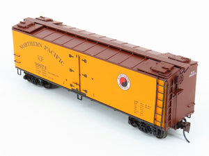 HO Scale Red Caboose RR-34431-11 NP Northern Pacific Wooden Ice Reefer #90674