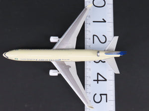 1:400 Dragon Wings JX089 Saudi Arabian McDonnell Douglas MD11 Airliner w/ Stand