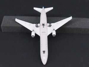 1:400 Dragon Wings Mandarin Airlines McDonnell Douglas MD11 Airliner w/ Stand