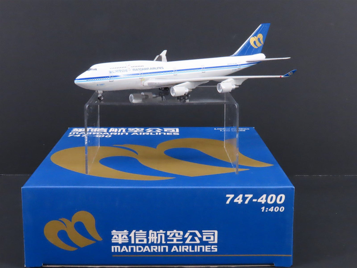 1:400 Dragon Wings Mandarin Airlines Boeing 747-400 Airliner w/ Stand