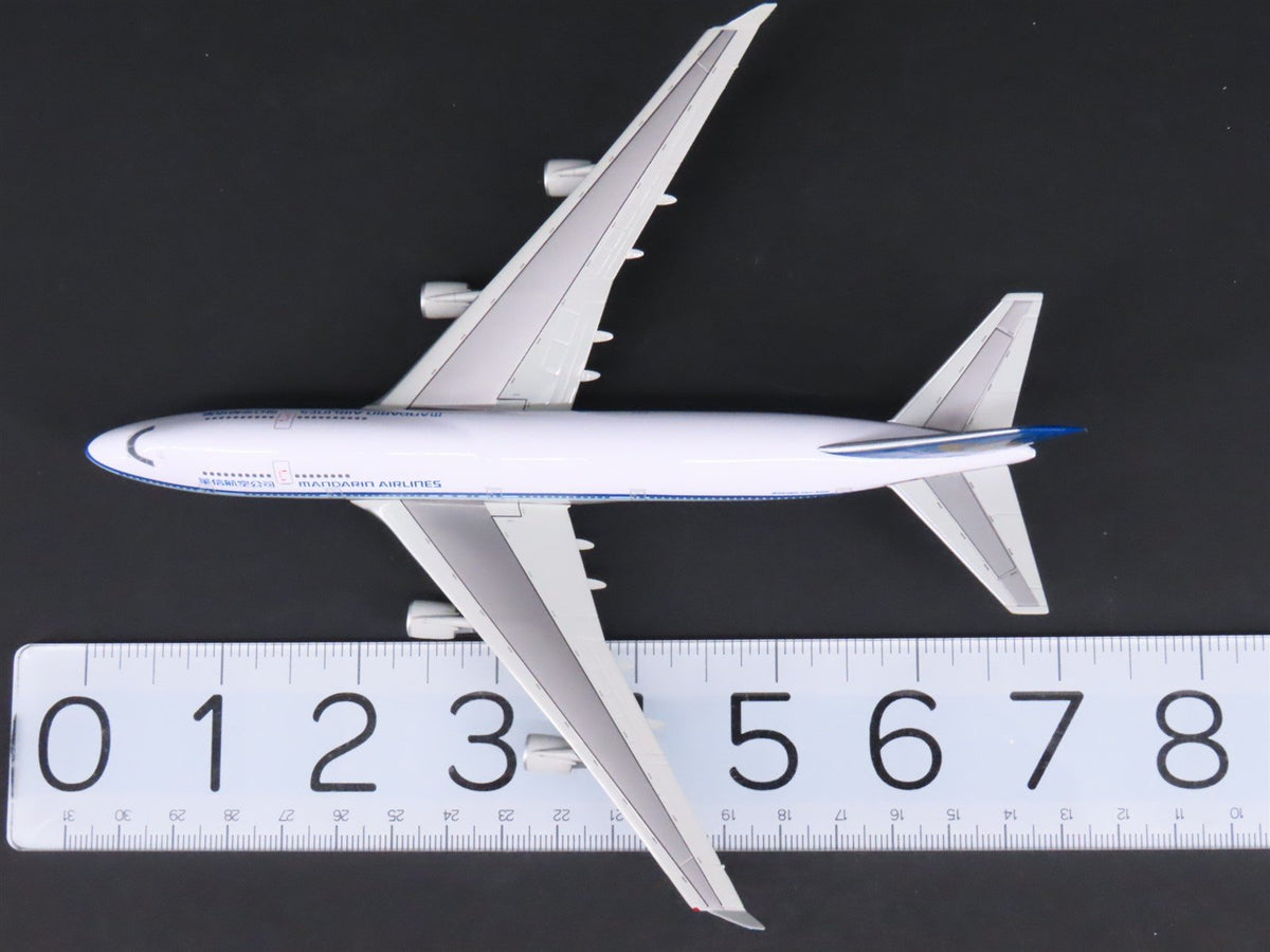 1:400 Dragon Wings Mandarin Airlines Boeing 747-400 Airliner w/ Stand