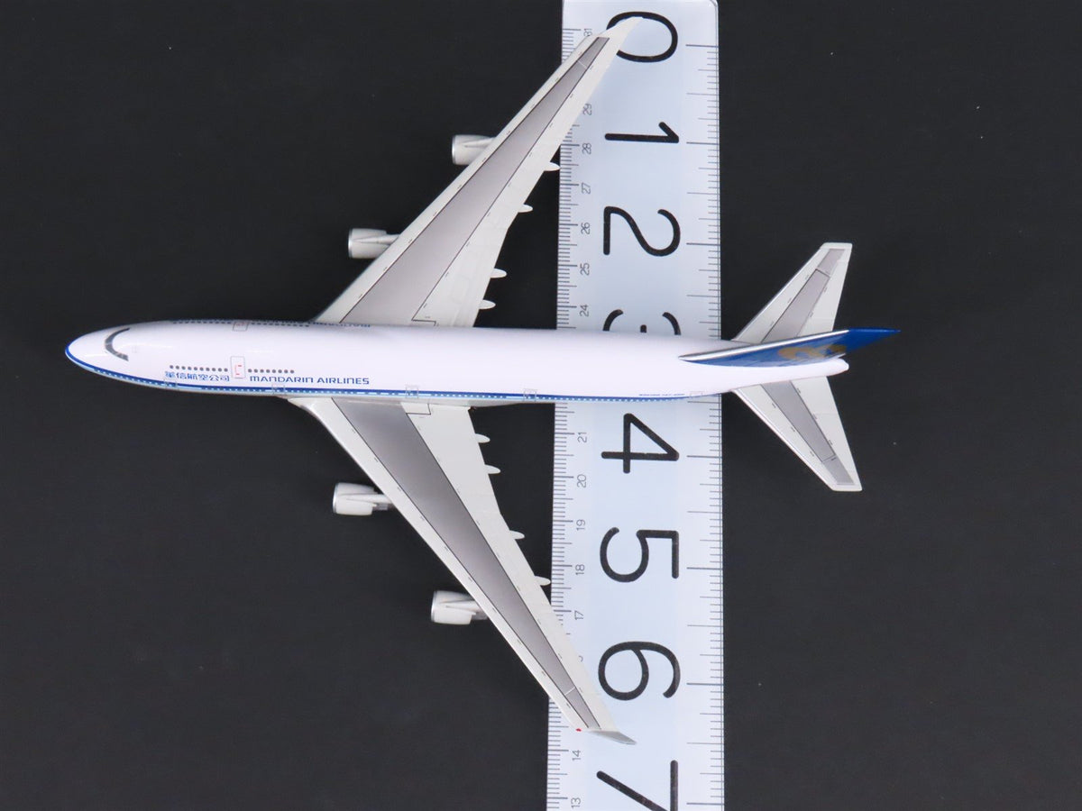 1:400 Dragon Wings Mandarin Airlines Boeing 747-400 Airliner w/ Stand