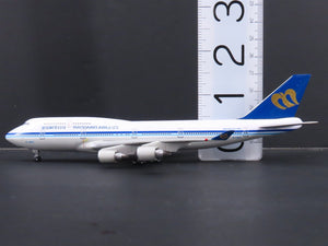 1:400 Dragon Wings Mandarin Airlines Boeing 747-400 Airliner w/ Stand