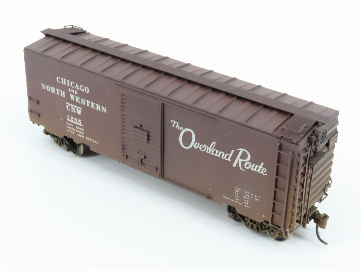 HO InterMountain 45402-02 CNW Overland Route 40&#39; Boxcar #1255 - Custom Weathered