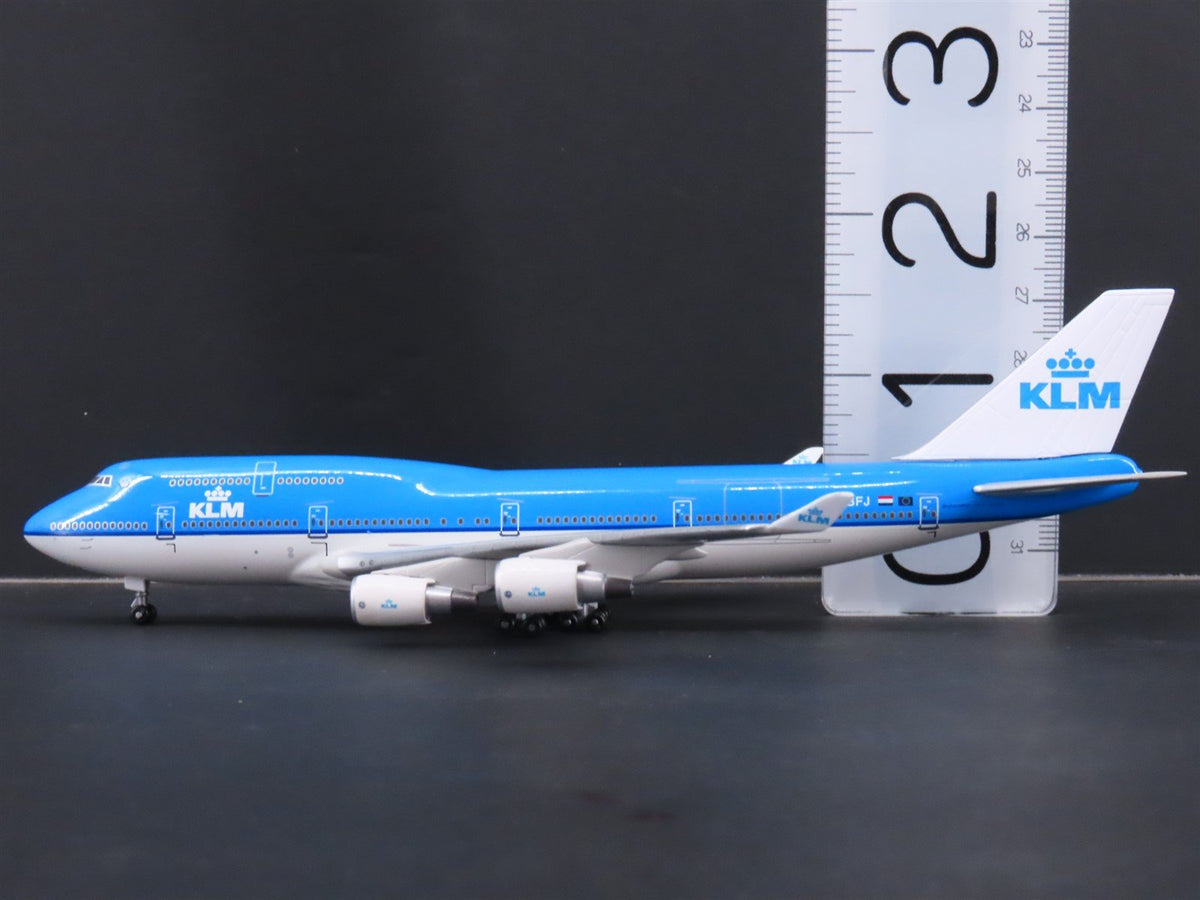 1:400 Dragon Wings KLM Royal Dutch Airlines Boeing 747-400 Airliner wStand