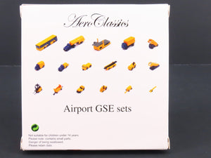 1:400 Aero Classics United Airport GSE (Ground Support Equipment) 17-Piece Set