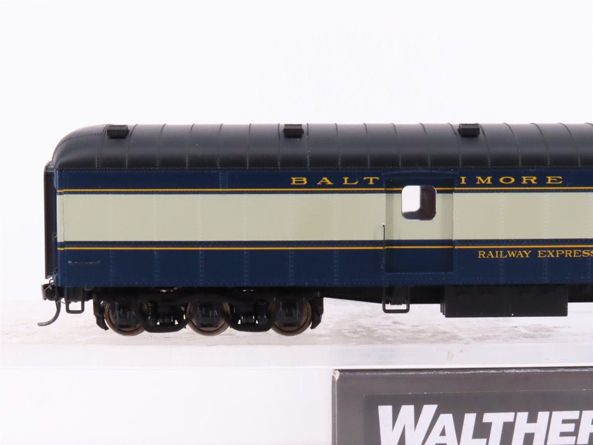 HO Scale Walthers Proto 920-17360 B&amp;O Baltimore &amp; Ohio 70&#39; Baggage Passenger Car