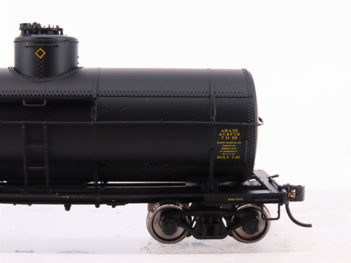 HO Scale Walthers Proto 920-100527 UTLX Union Single Dome Tank Car #10360