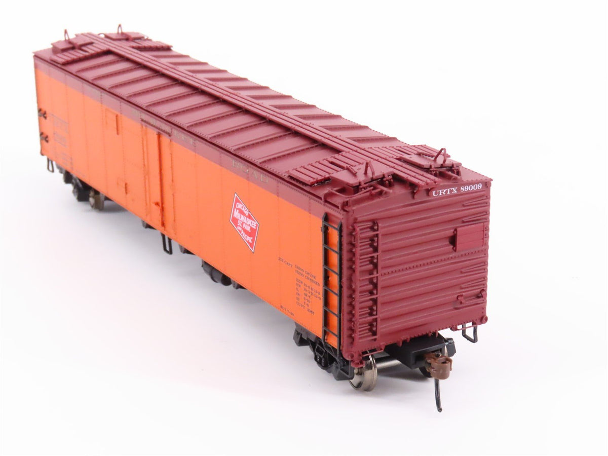 HO Scale Athearn ATH97362 URTX Milwaukee Road 50&#39; Ice Bunker Reefer #89009