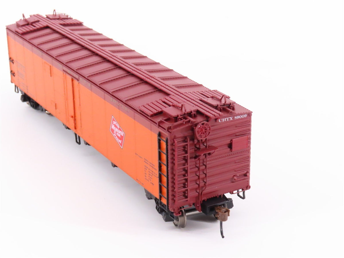 HO Scale Athearn ATH97362 URTX Milwaukee Road 50&#39; Ice Bunker Reefer #89009