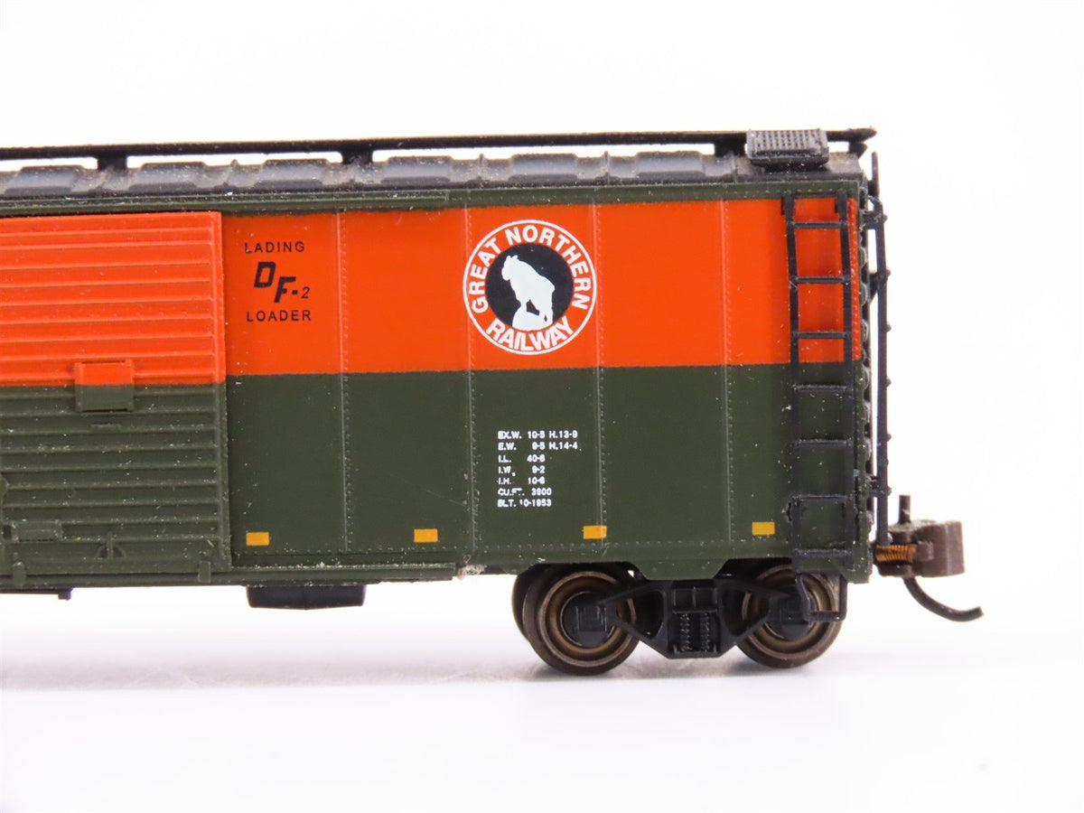 N Scale Bachmann 17059 GN Great Northern 40&#39; Single Door Boxcar #39398