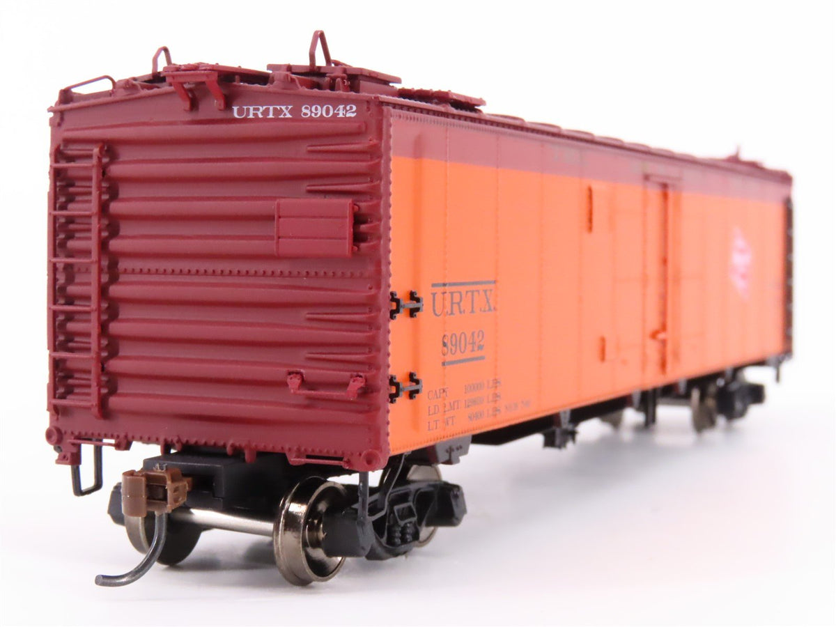 HO Scale Athearn ATH97364 URTX Milwaukee Road 50&#39; Ice Bunker Reefer #89042