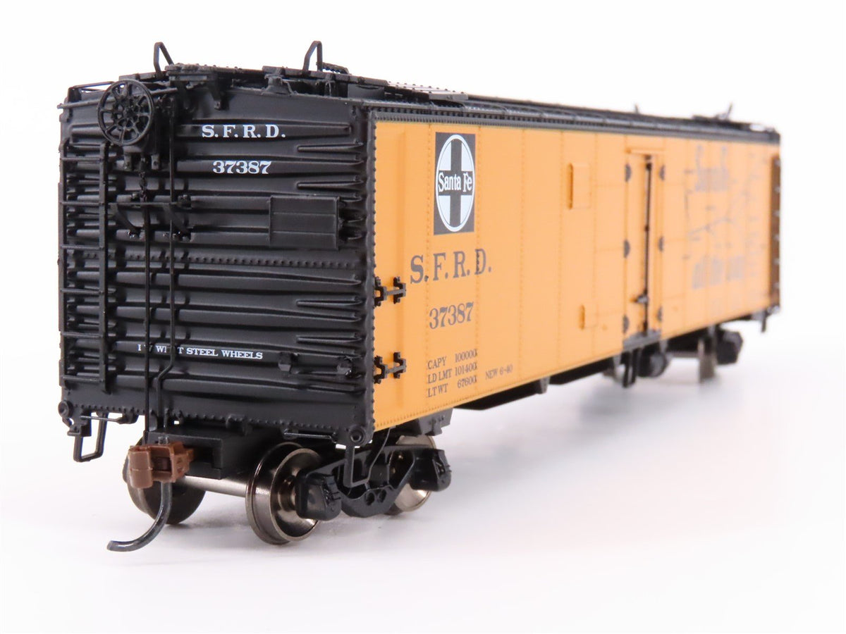 HO Scale Athearn ATH97352 SFRD Santa Fe Super Chief 50&#39; Ice Bunker Reefer #37387