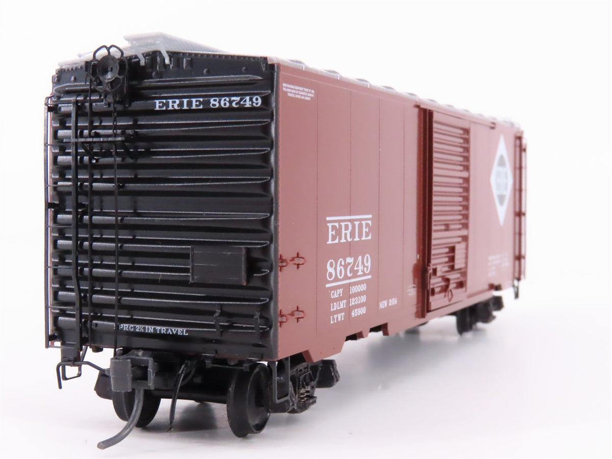 HO Scale Kadee 4901 ERIE Railroad 40&#39; Single Door Box Car #86749