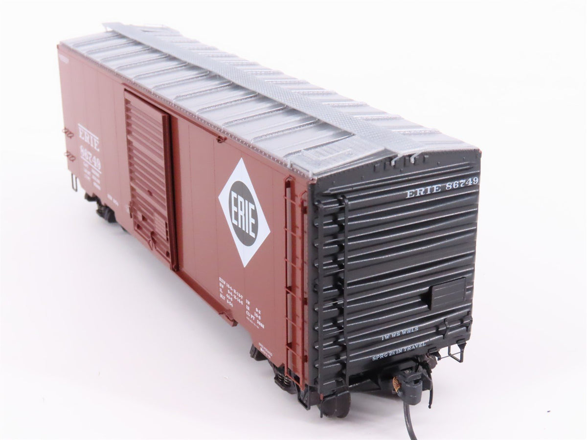 HO Scale Kadee 4901 ERIE Railroad 40&#39; Single Door Box Car #86749