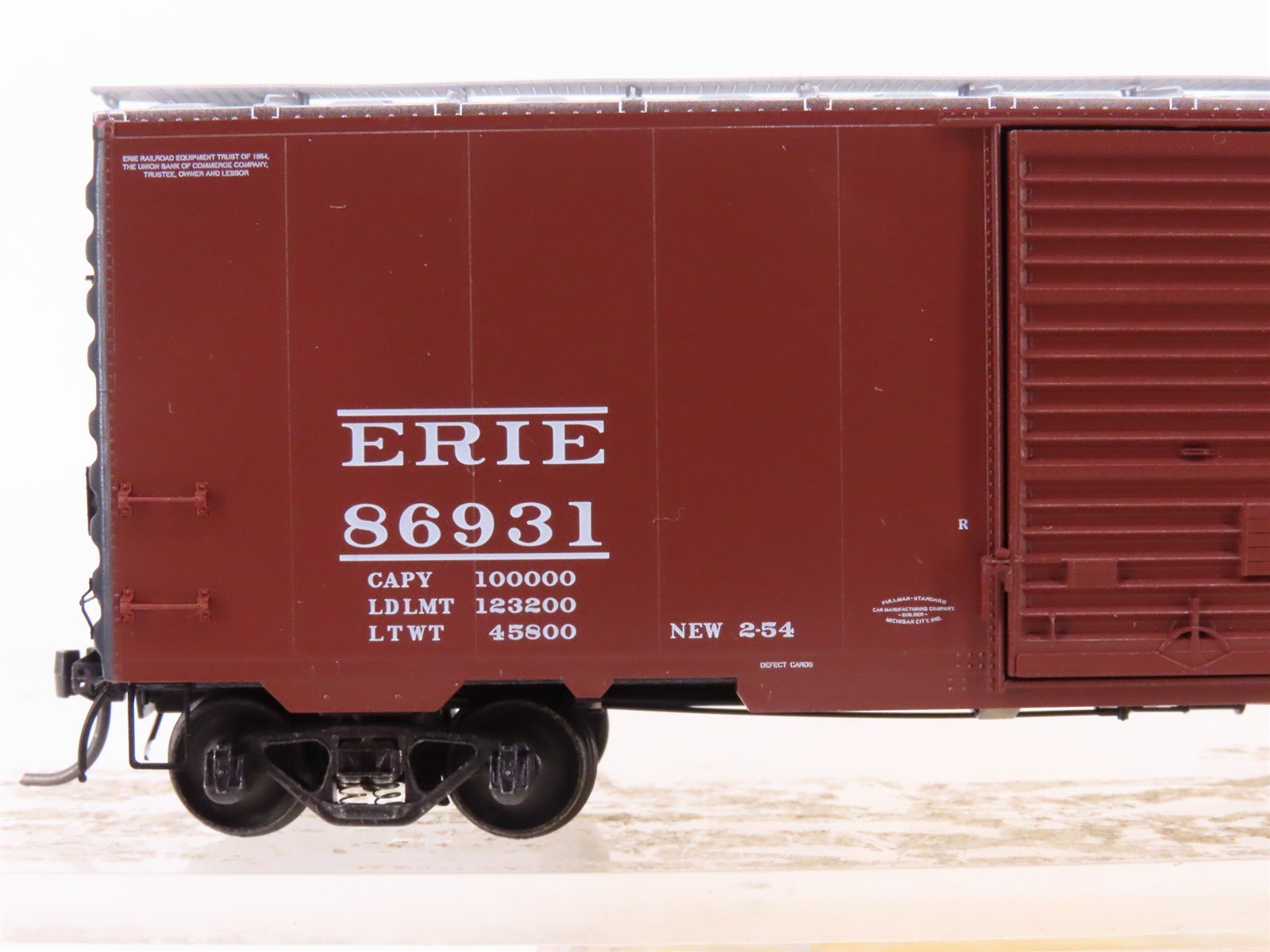 HO Scale Kadee 4907 ERIE Railroad 40' Single Door Box Car #86931