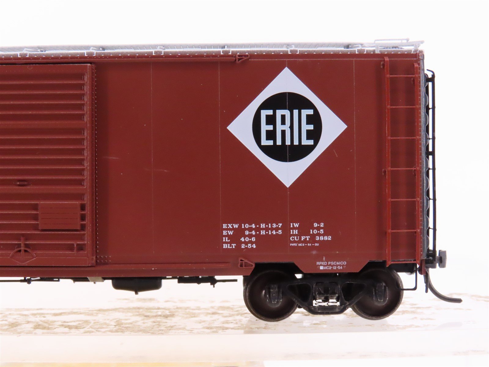 HO Scale Kadee 4907 ERIE Railroad 40' Single Door Box Car #86931
