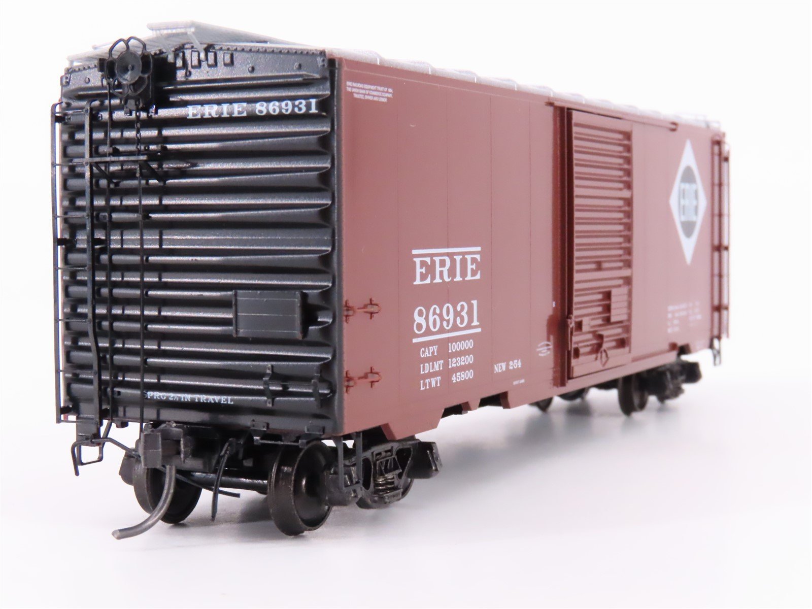 HO Scale Kadee 4907 ERIE Railroad 40' Single Door Box Car #86931