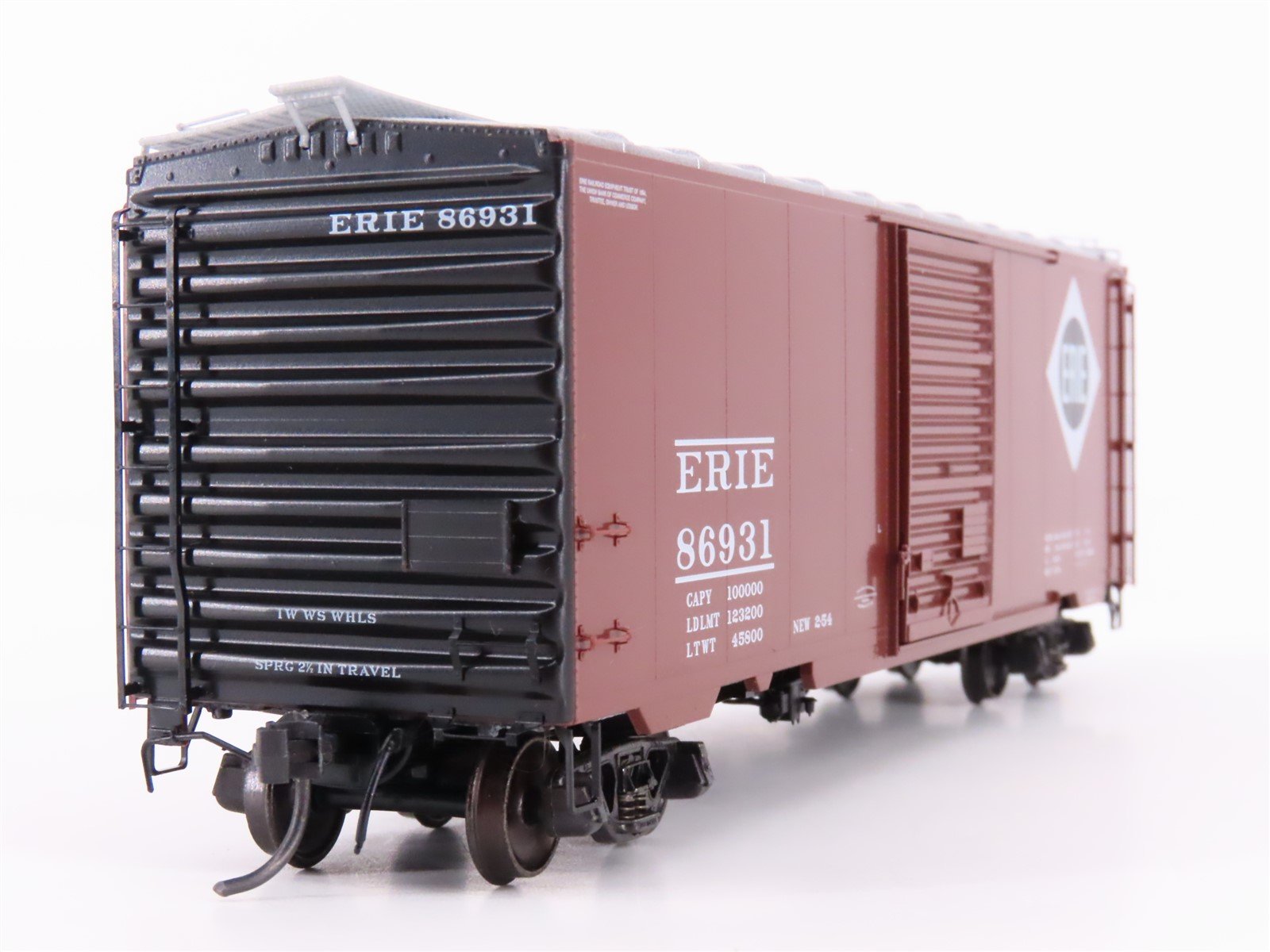 HO Scale Kadee 4907 ERIE Railroad 40' Single Door Box Car #86931