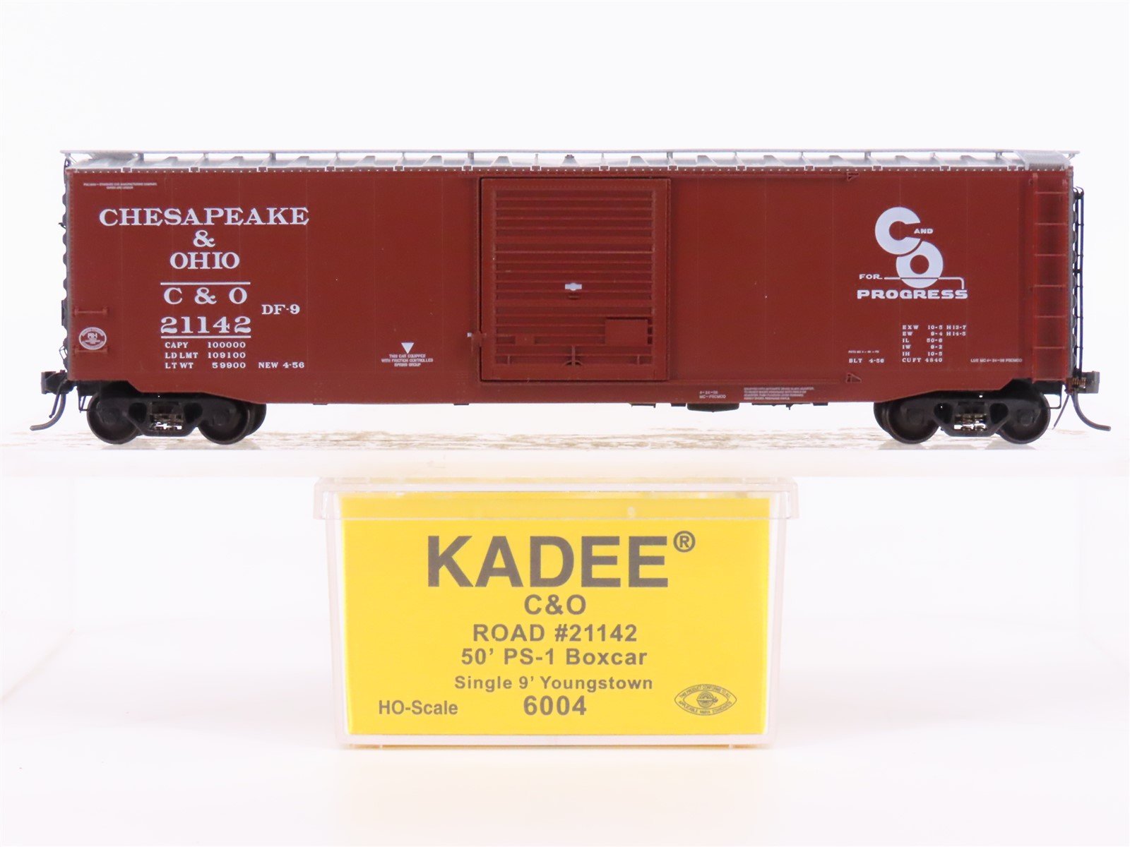 HO Scale Kadee 6004 C&O Chesapeake & Ohio 50' Single Door Box Car #21142