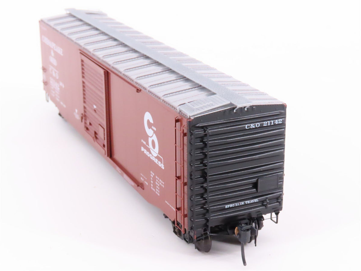 HO Scale Kadee 6004 C&amp;O Chesapeake &amp; Ohio 50&#39; Single Door Box Car #21142