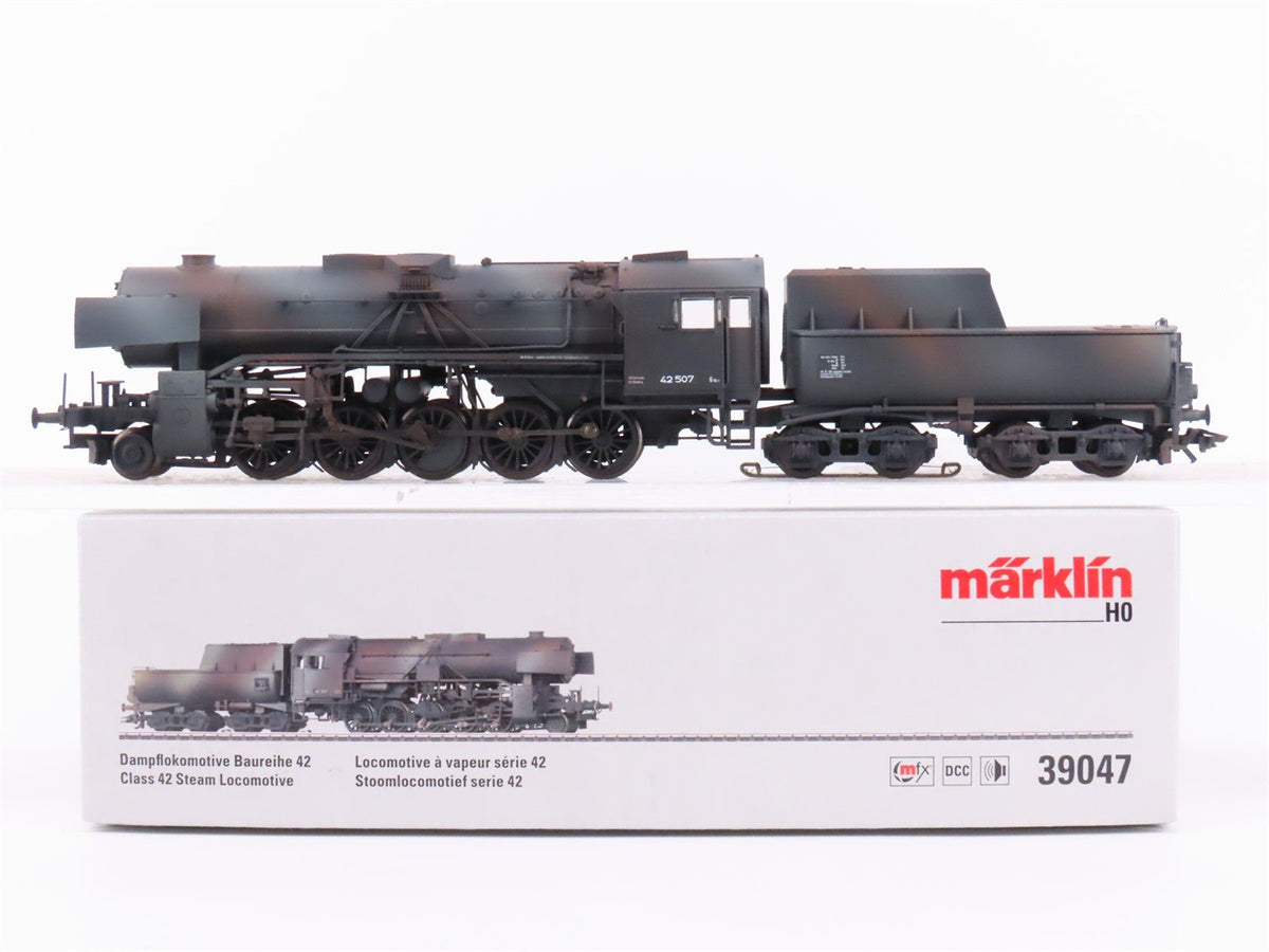 HO Scale Marklin 39047 DR German State Class 42 2-10-0 Steam #42507 w/ Display