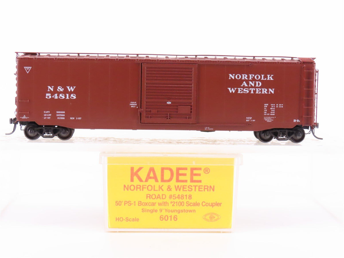 HO Scale Kadee 6016 N&amp;W Norfolk &amp; Western 50&#39; Single Door Box Car #54818