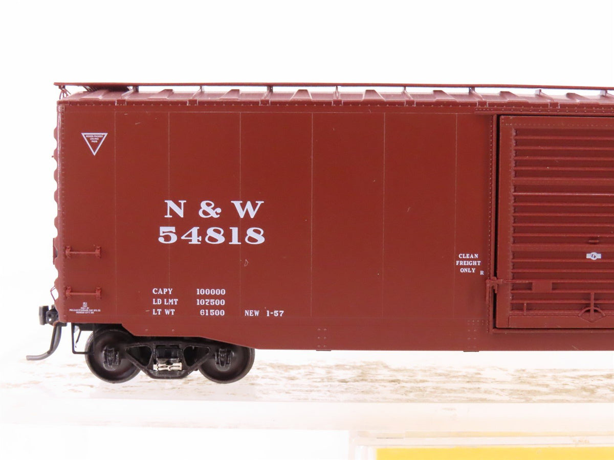 HO Scale Kadee 6016 N&amp;W Norfolk &amp; Western 50&#39; Single Door Box Car #54818