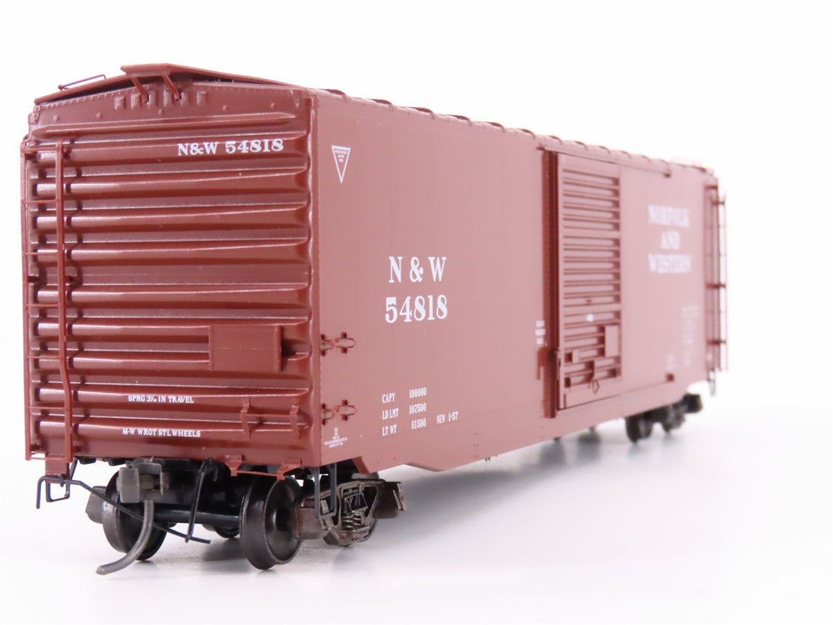 HO Scale Kadee 6016 N&amp;W Norfolk &amp; Western 50&#39; Single Door Box Car #54818