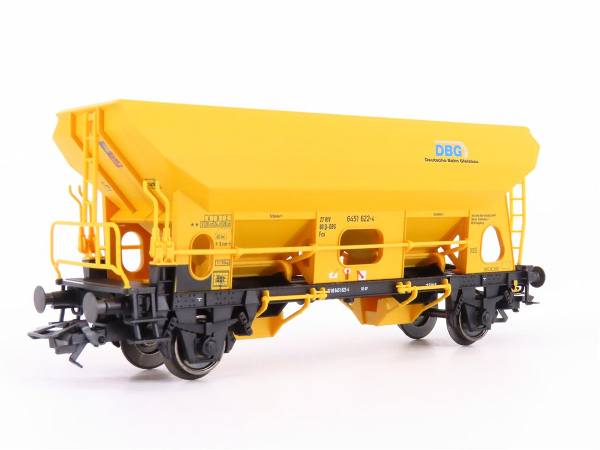 HO Scale Trix 24168 DBG Deutsche Bahn Gleisbau FCS Side Dump Hopper 3-Car Pack