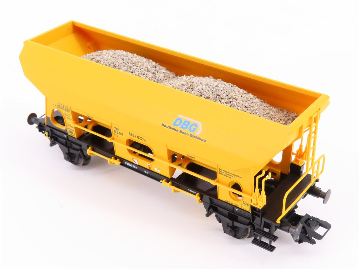 HO Scale Trix 24168 DBG Deutsche Bahn Gleisbau FCS Side Dump Hopper 3-Car Pack